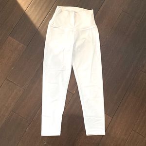 White alo leggings - 7/8